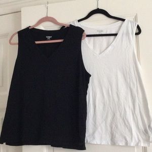 2 Old Navy Vneck T Shirts